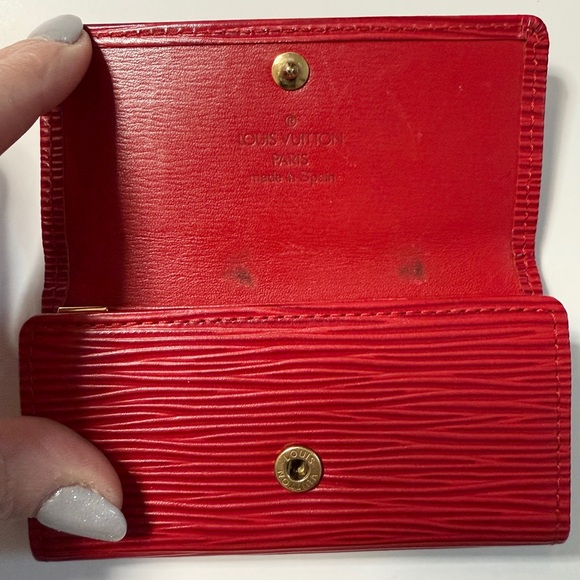 Louis Vuitton Epi 4-ring keyholder, red color - Picture 5 of 15